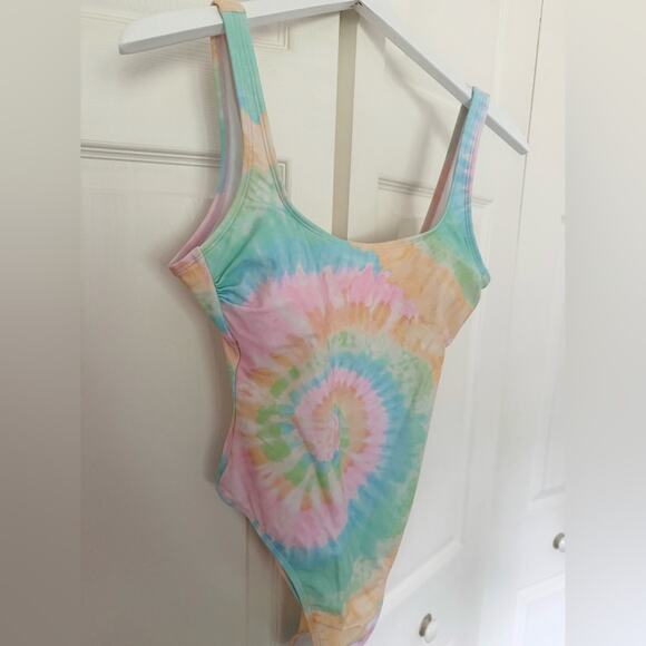 Stoney Clover x Target Tie-Dye One Piece Swimsuit One-Piece Swim Size Small - Picture 4 of 8